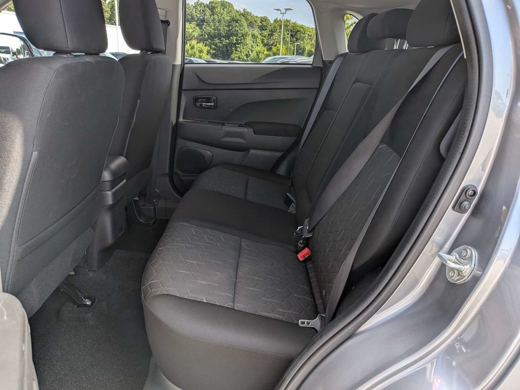 Used 2024 Mitsubishi Outlander Sport ES AWD/4WD image 13