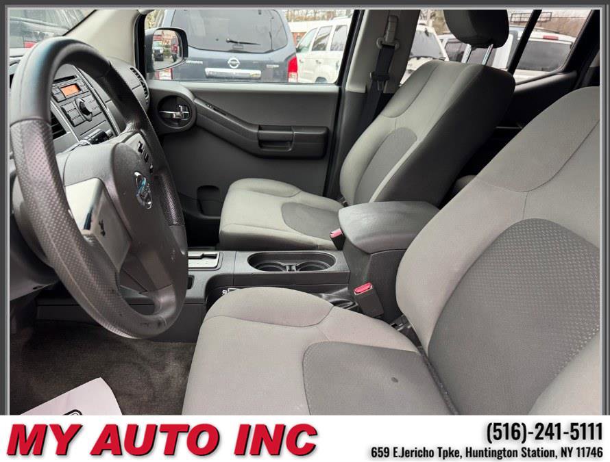 Used 2012 Nissan Xterra S image 21