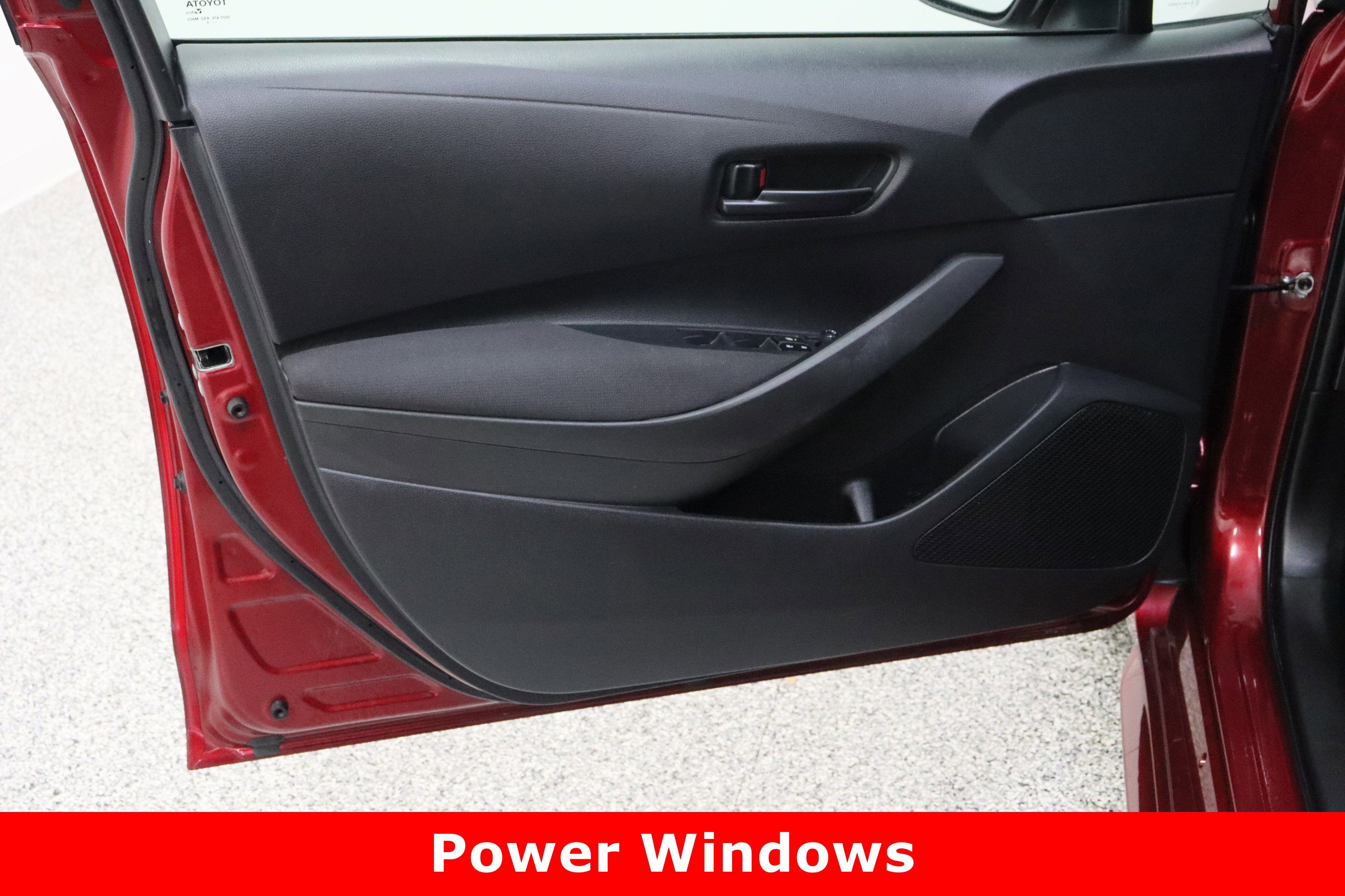 Used 2024 Toyota Corolla LE image 12