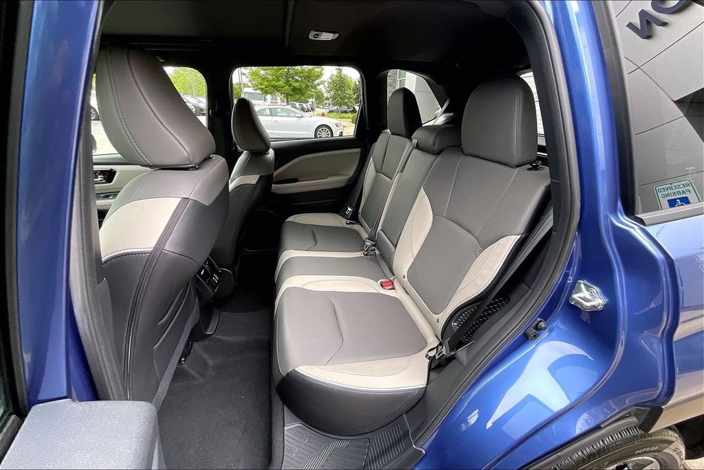 Used 2025 Subaru Forester Limited w/ Popular Package AWD/4WD image 29
