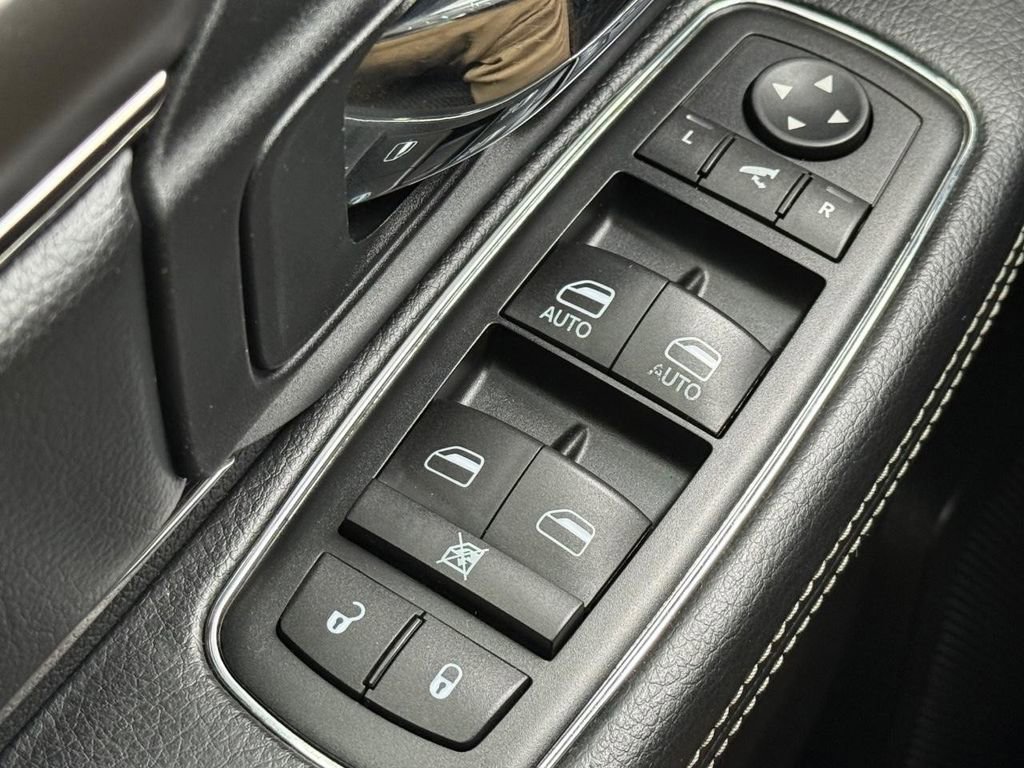 Used 2015 RAM 1500 Sport w/ Convenience Group image 21