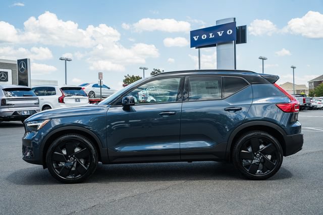 New 2026 Volvo XC40 B5 Ultra w/ Climate Package AWD/4WD image 4