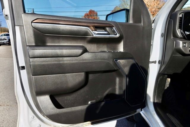 Used 2024 Chevrolet Silverado 1500 LT Trail Boss w/ Protection Package image 17