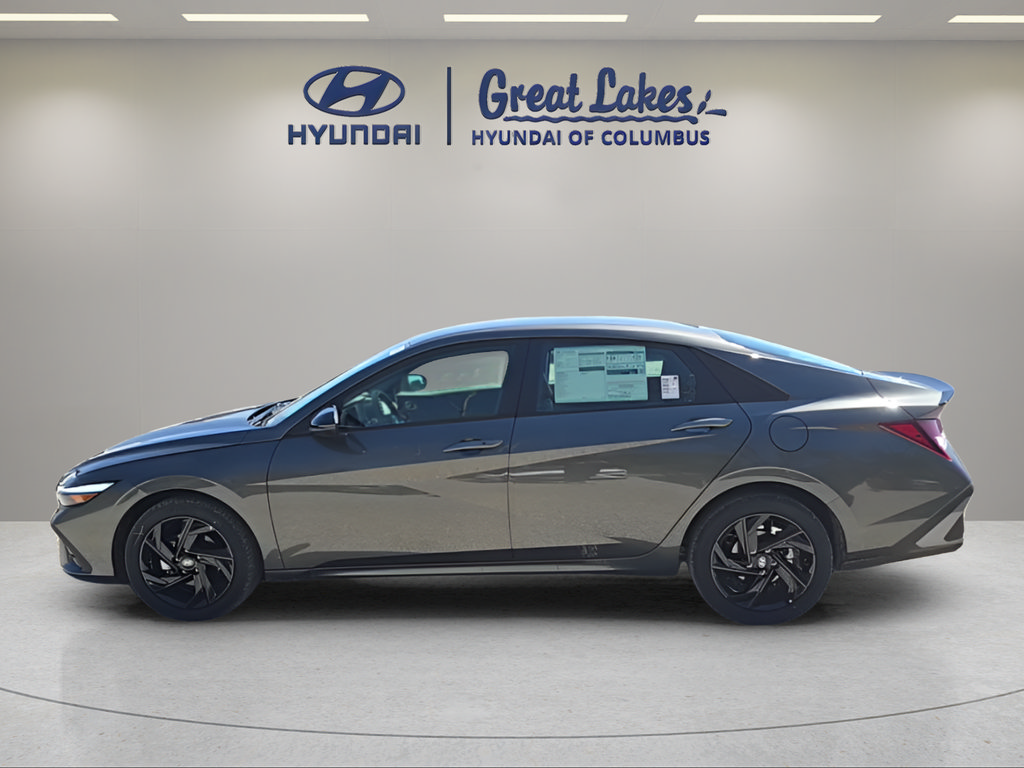 New 2026 Hyundai Elantra Sport FWD image 3