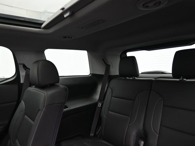 Used 2023 GMC Acadia SLT w/ Elevation Edition image 21