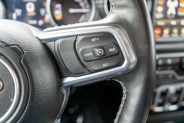 Used 2023 Jeep Wrangler Unlimited Sahara w/ Cold Weather Group AWD/4WD image 22