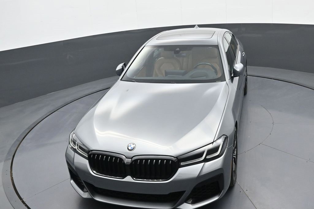 Used 2023 BMW 540i xDrive w/ M Sport Package image 32