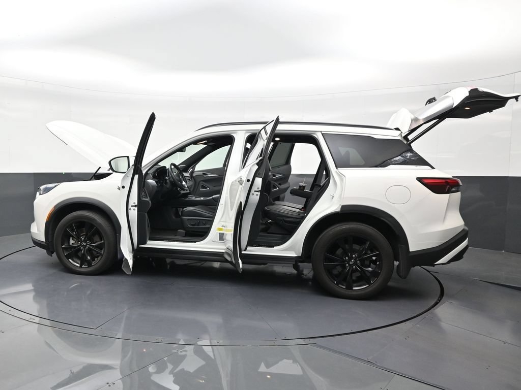 Used 2025 INFINITI QX60 Luxe w/ Black Edition FWD image 30
