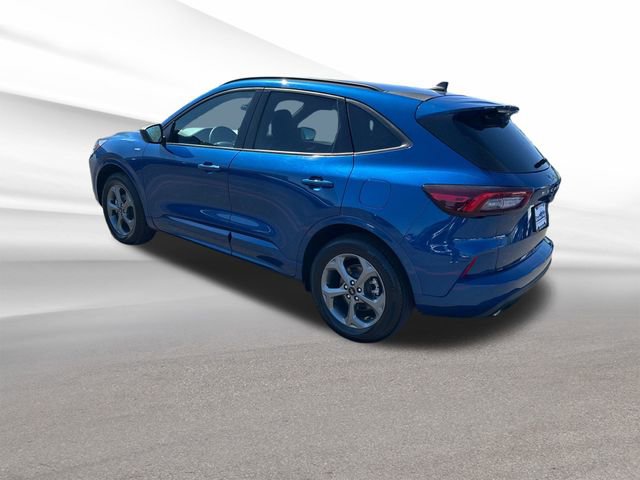 Used 2023 Ford Escape ST-Line AWD/4WD image 3