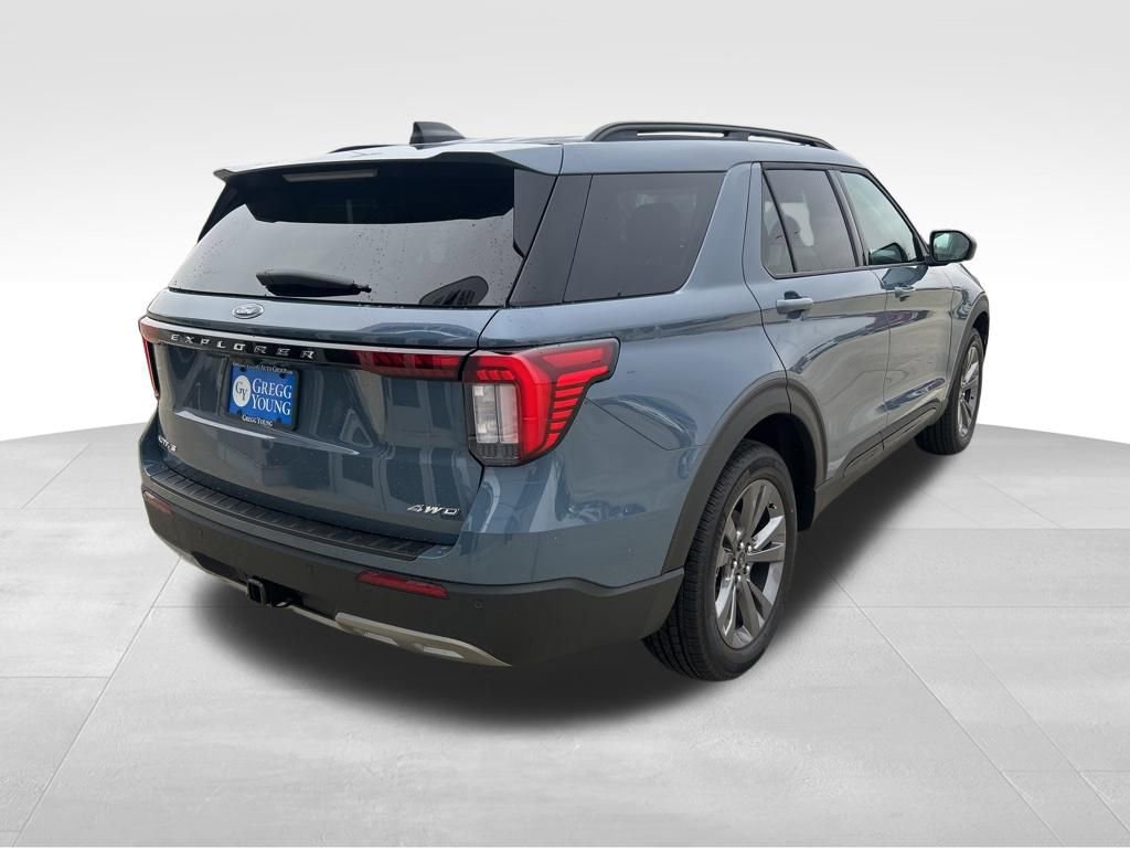 Used 2026 Ford Explorer Active w/ Active Comfort Package image 7