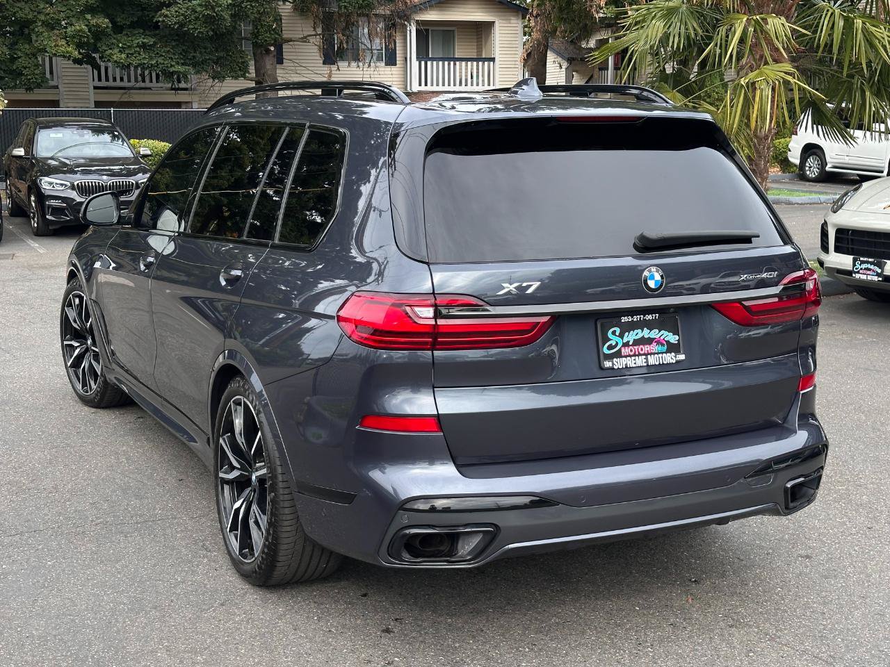 Used 2022 BMW X7 xDrive40i w/ M Sport Package AWD/4WD image 9