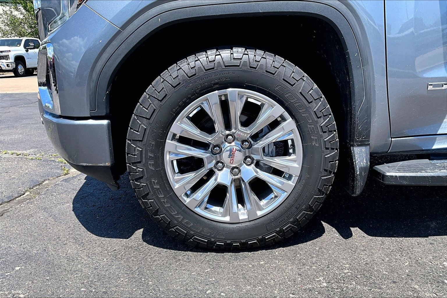 Used 2020 GMC Sierra 1500 Denali w/ LPO, GMC Protection Package AWD/4WD image 8