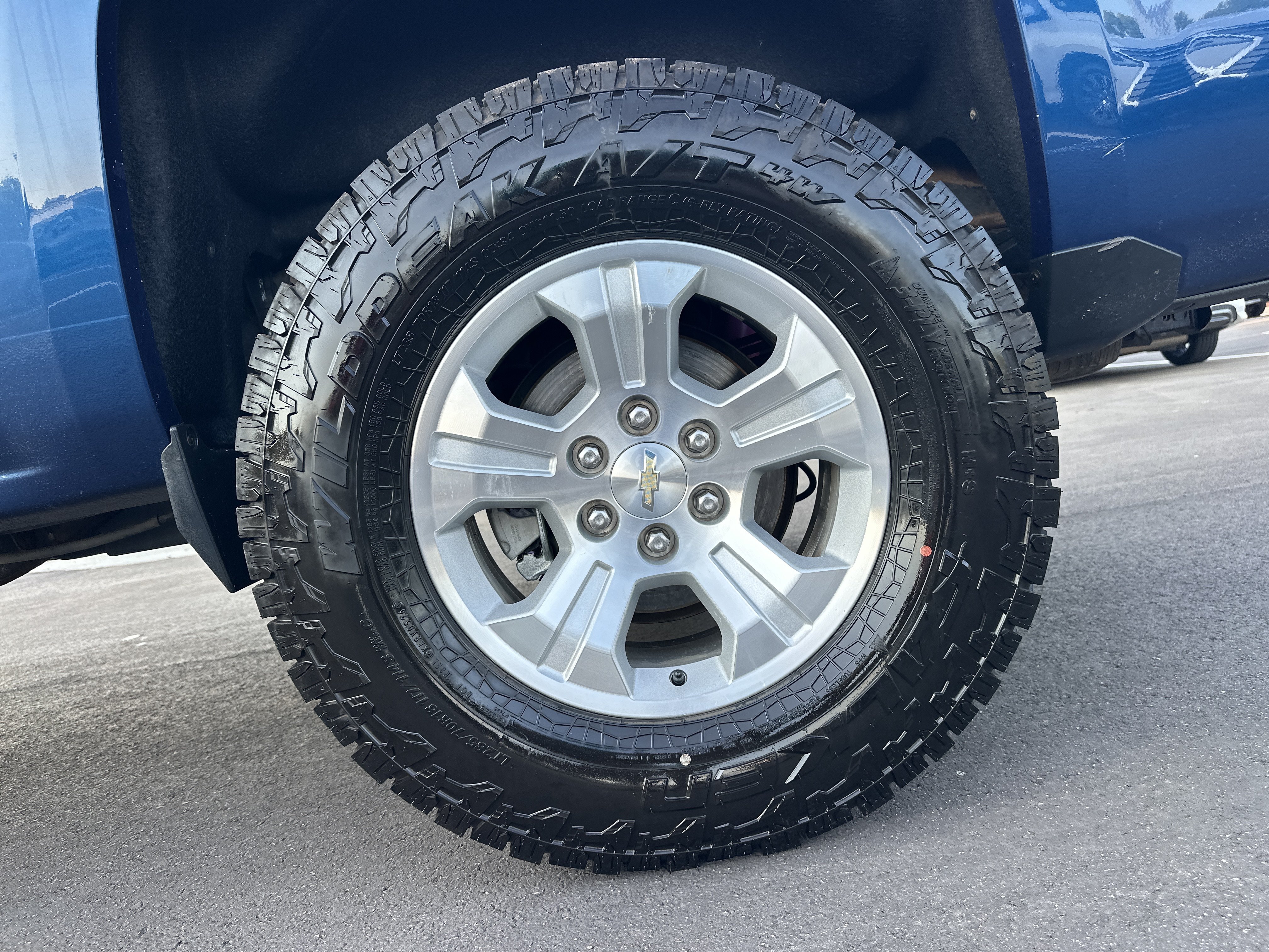 Used 2017 Chevrolet Silverado 1500 LT w/ All Star Edition AWD/4WD image 20