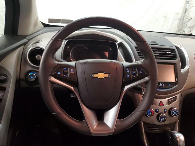 Used 2015 Chevrolet Trax LTZ AWD/4WD image 16