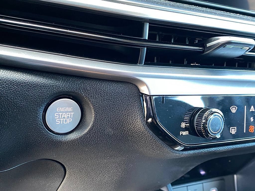New 2026 Kia Sorento LX FWD image 16