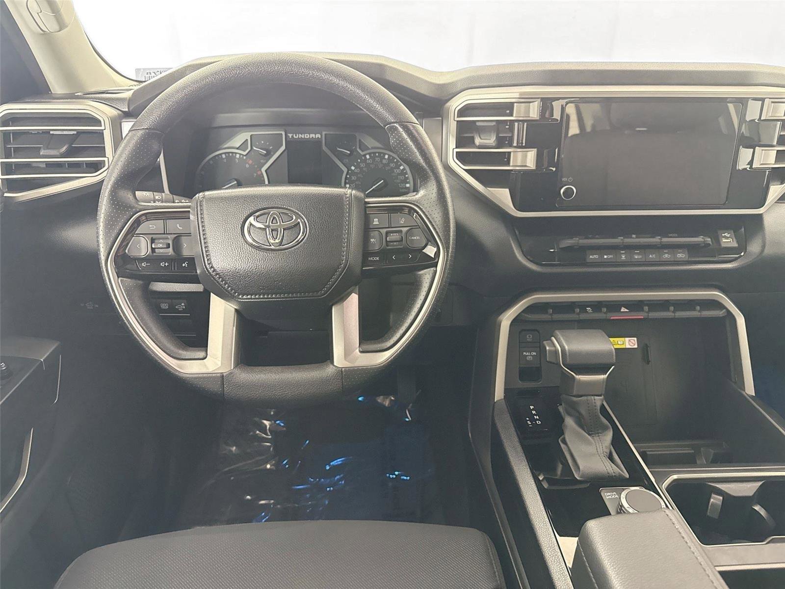 Used 2024 Toyota Tundra SR5 w/ SR5 Convenience Package RWD image 28