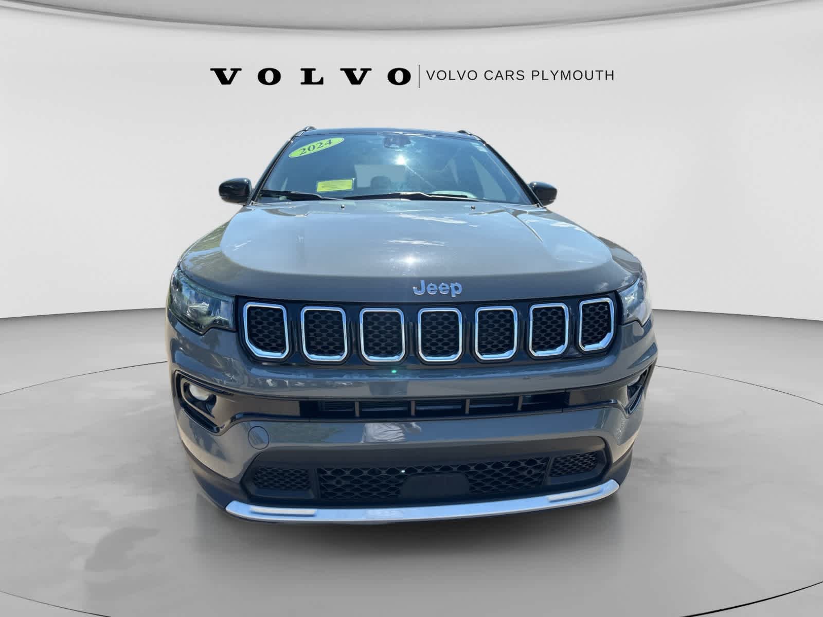 Used 2024 Jeep Compass Limited AWD/4WD image 3
