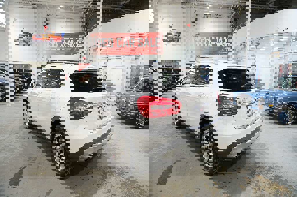 Used 2020 Mercedes-Benz GLA 250 4MATIC image 8