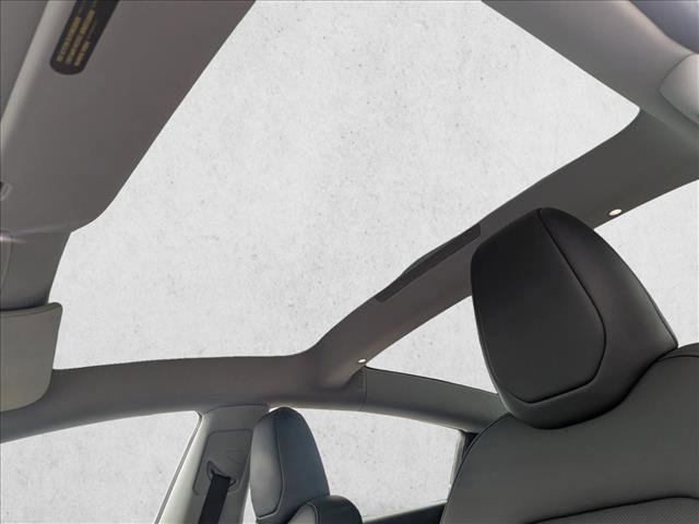 Used 2025 Tesla Model 3 Long Range image 12