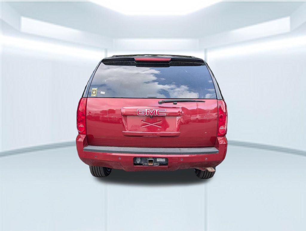 Used 2011 GMC Yukon SLT w/ SLT-2 Equipment Package AWD/4WD image 3