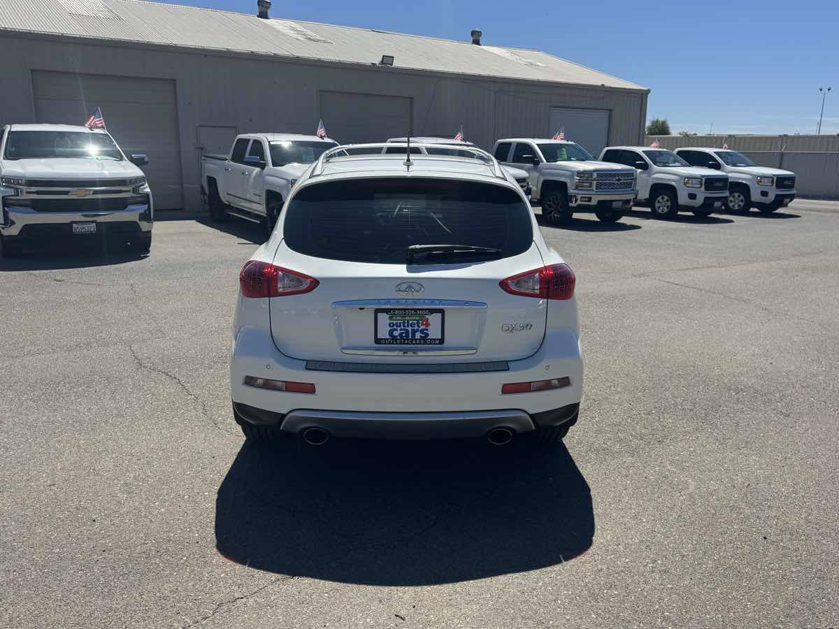 Used 2016 INFINITI QX50 2WD w/ Technology Package image 8