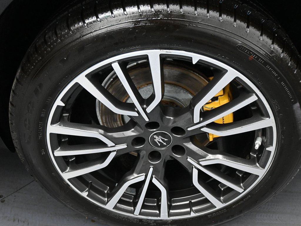 Used 2023 Maserati Grecale Modena image 44