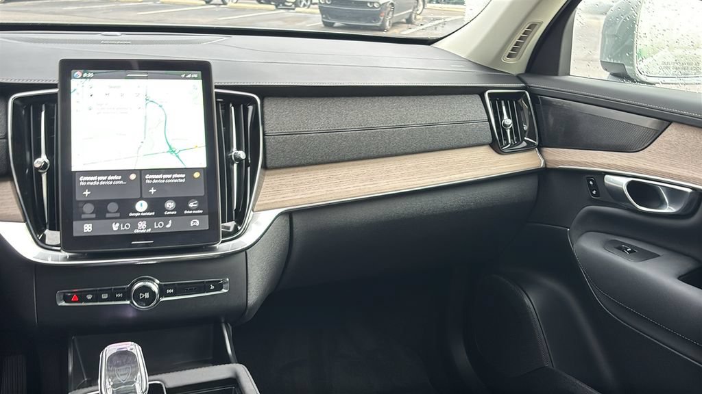 Certified 2026 Volvo XC90 B6 Plus AWD/4WD image 7