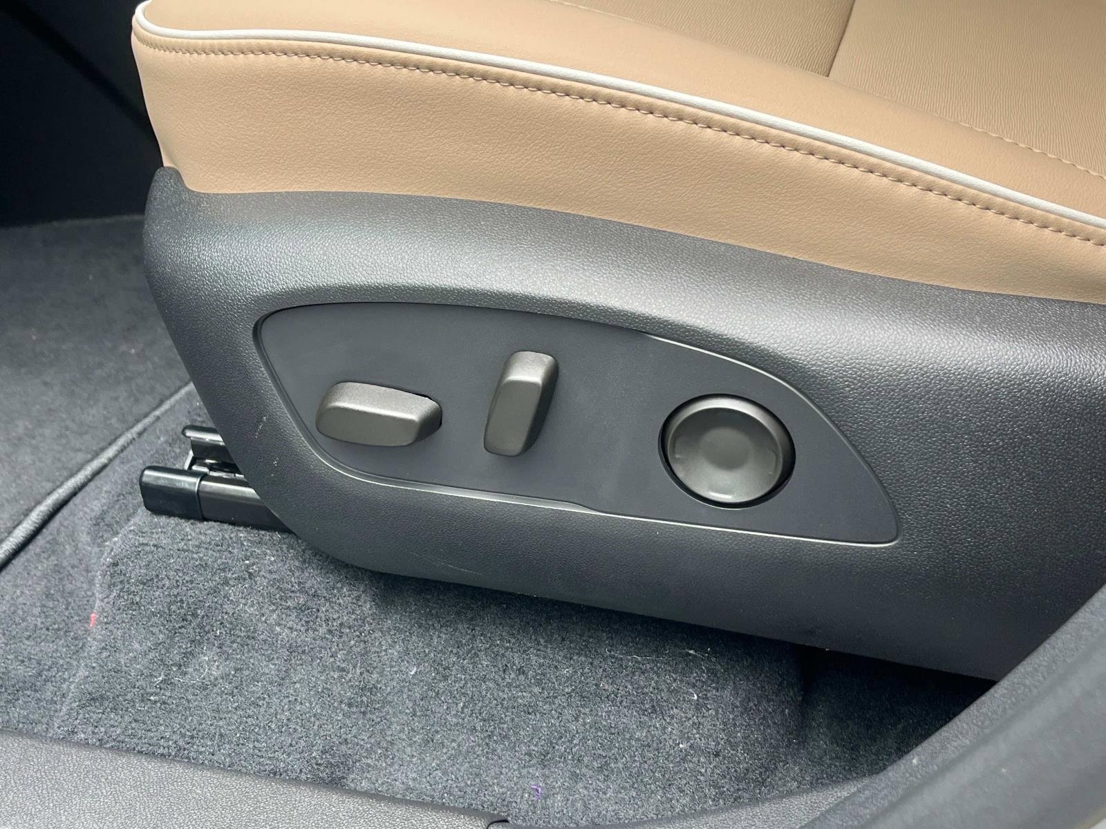 New 2026 Buick Enclave Preferred w/ Power Package image 26
