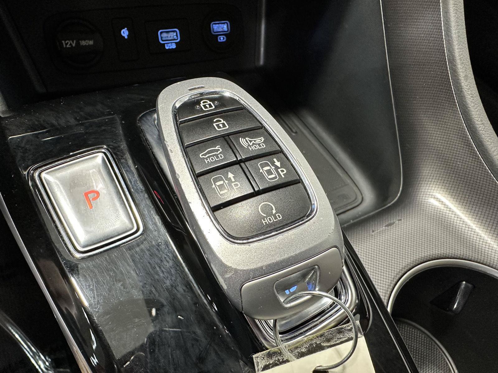 Certified 2023 Hyundai Sonata Limited w/ Cargo Package FWD image 32