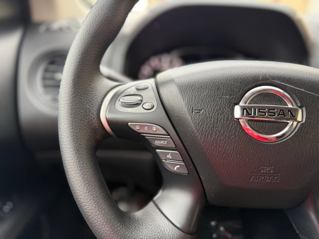 Used 2019 Nissan Pathfinder S AWD/4WD image 38