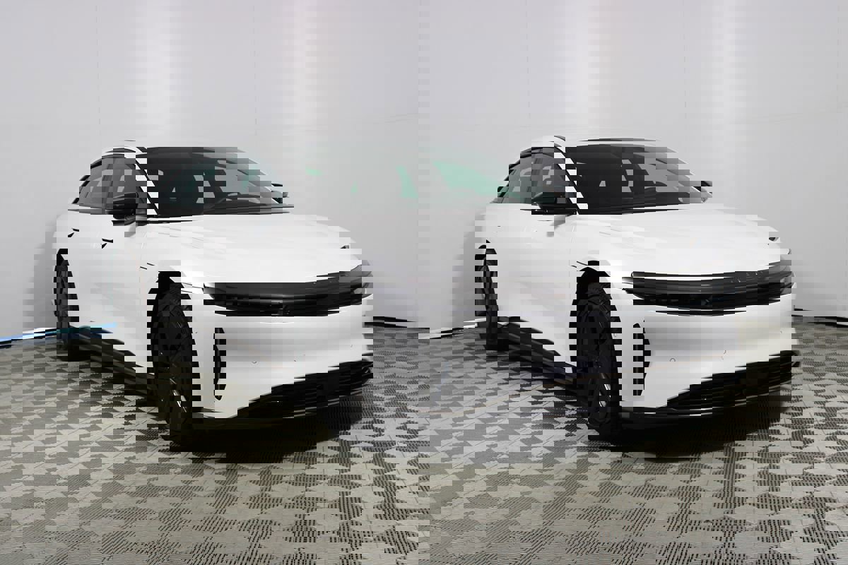 Used 2024 Lucid Air Pure image 31