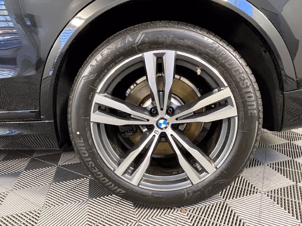 Used 2024 BMW X7 xDrive40i w/ M Sport Package AWD/4WD image 15
