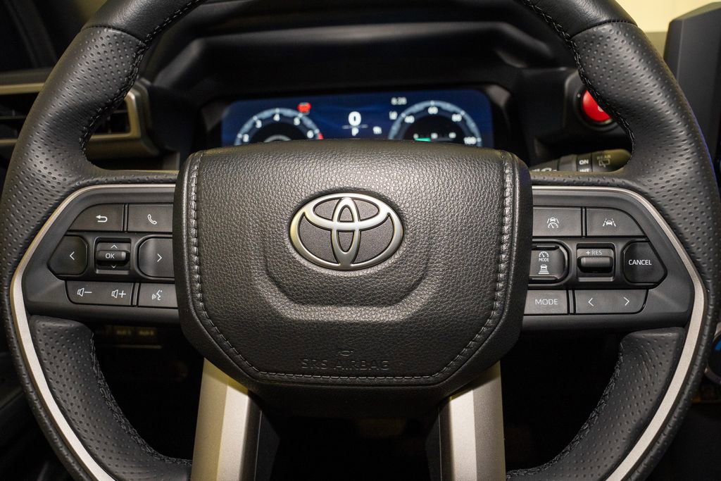 Used 2025 Toyota 4Runner TRD Off-Road image 20