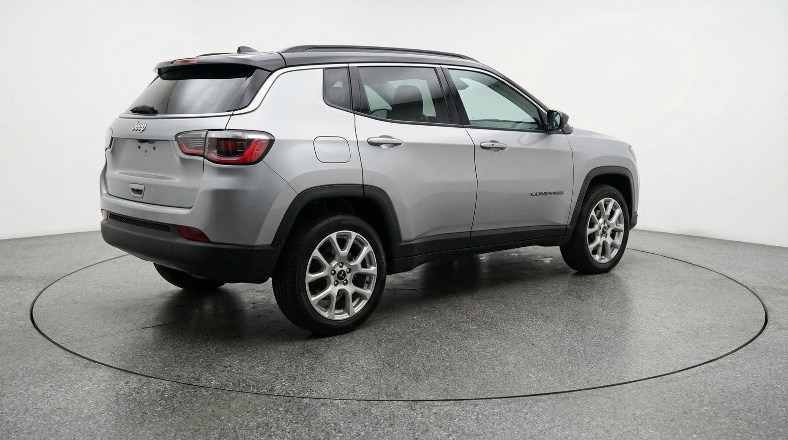 Used 2025 Jeep Compass Limited image 9