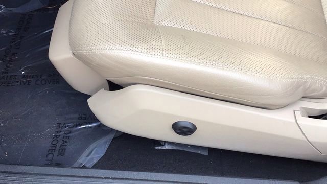 Used 2013 Mercedes-Benz E 350 4MATIC Sedan image 17