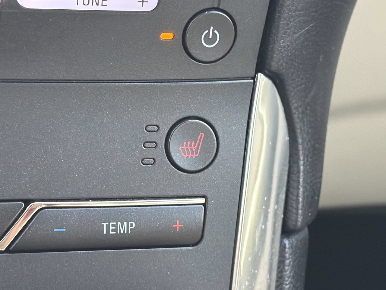 Used 2019 Ford Edge Titanium FWD image 24