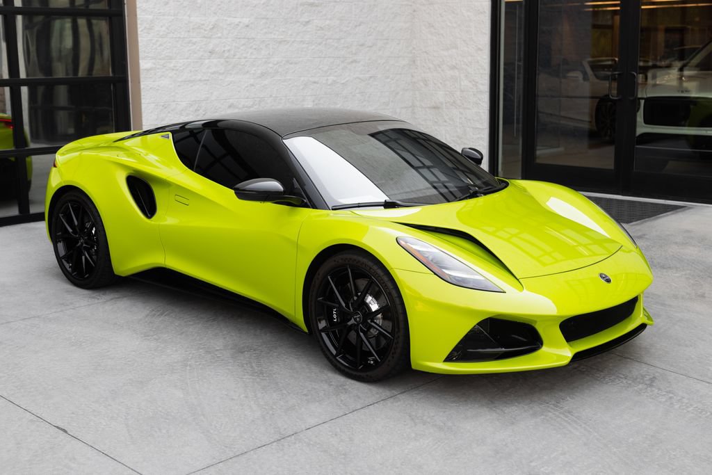 Used 2025 Lotus Emira RWD image 2