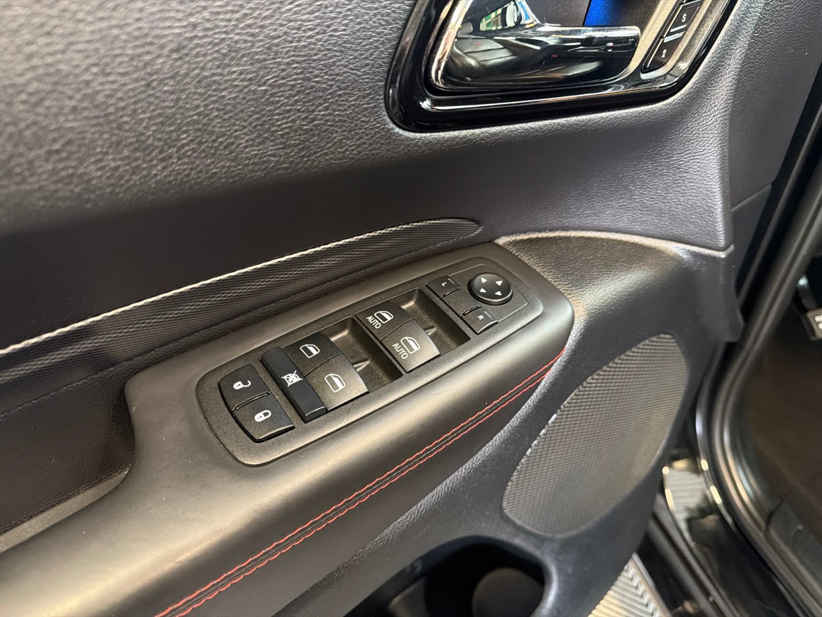 Used 2024 Dodge Durango GT AWD/4WD image 18