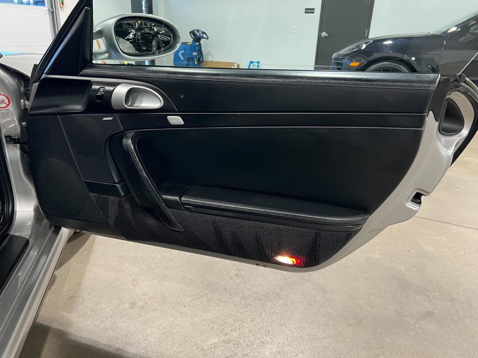 Used 2006 Porsche 911 Carrera 4S image 32