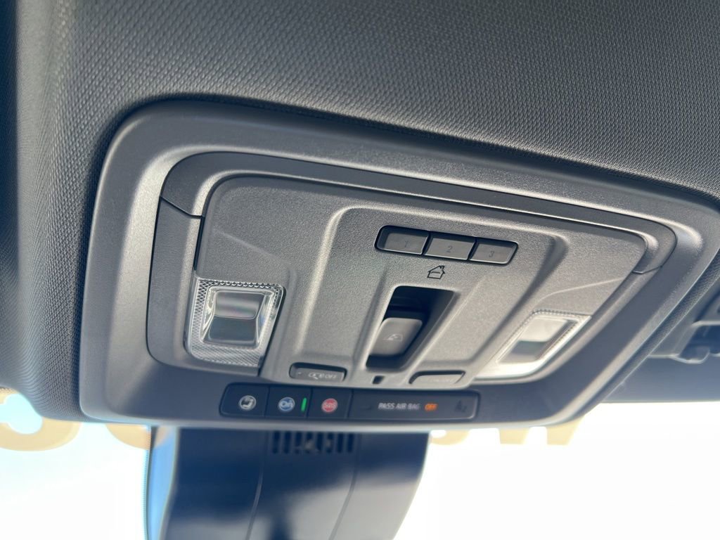 New 2025 Chevrolet Silverado 1500 RST w/ Convenience Package II image 17