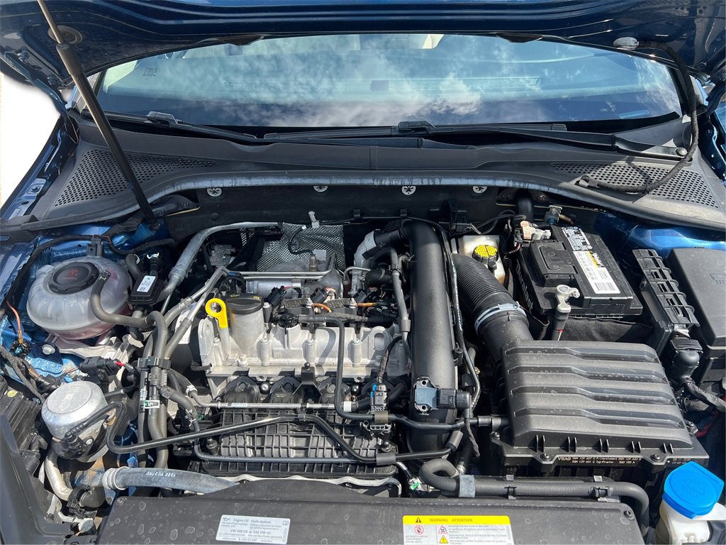 Used 2021 Volkswagen Golf 1.4T TSI image 12