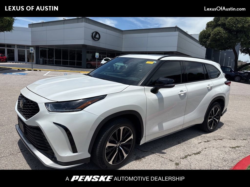 Used 2021 Toyota Highlander XSE