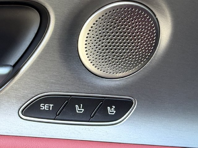 Used 2021 Kia Stinger GT2 RWD image 11