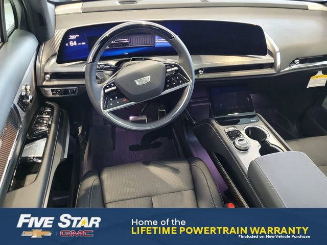 New 2026 Cadillac Vistiq Luxury w/ LPO, Floor Liner Package image 7