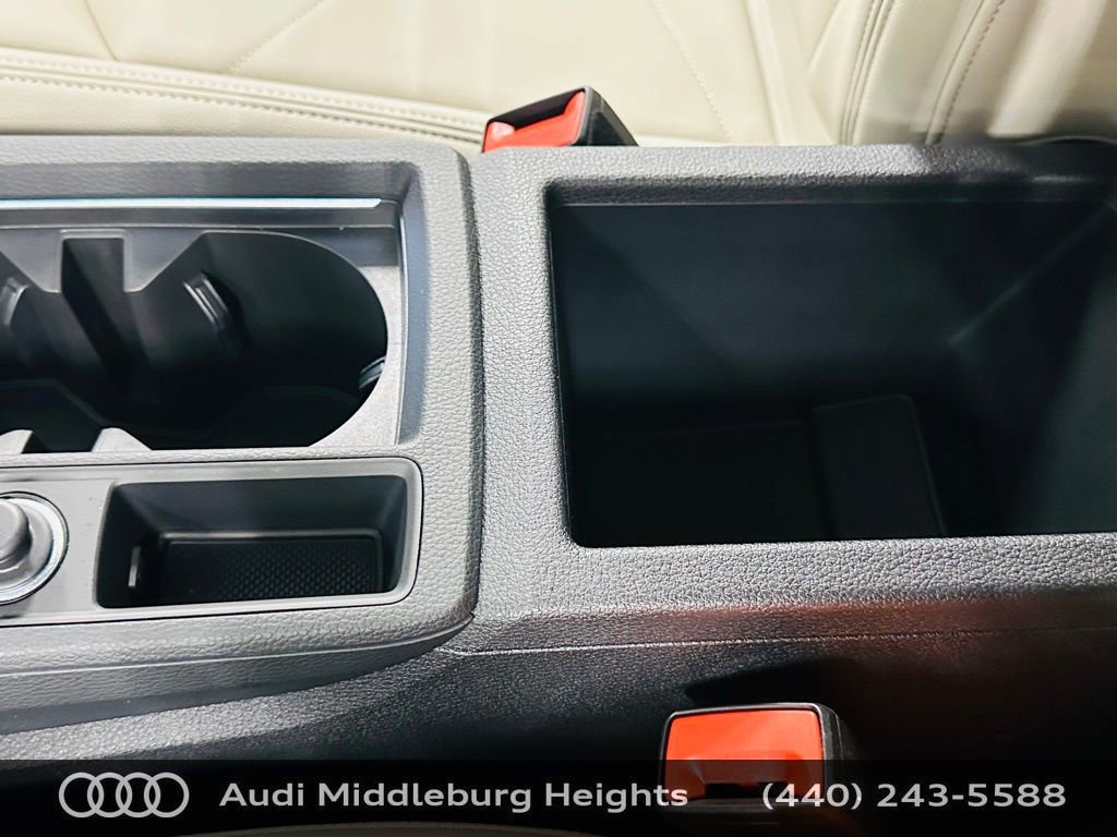 Certified 2025 Audi Q3 2.0T Premium w/ Convenience Package image 22