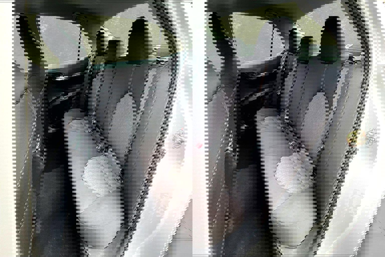 Used 2020 Toyota Camry LE image 24