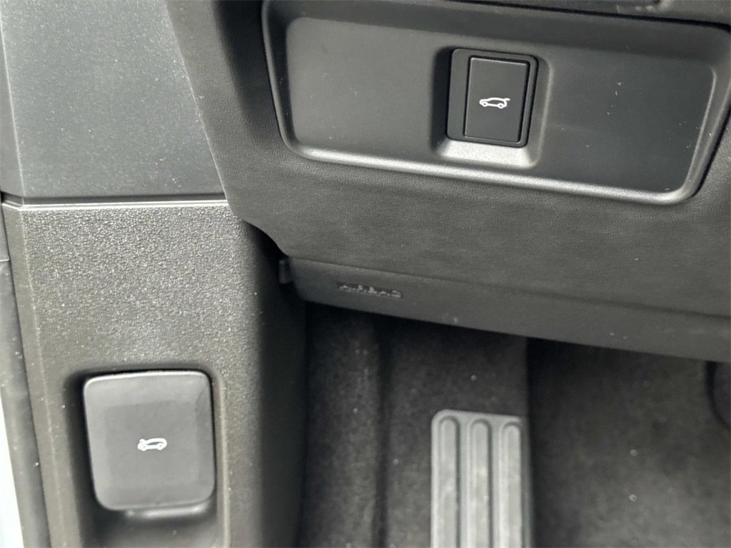 New 2026 Land Rover Range Rover Evoque S image 28