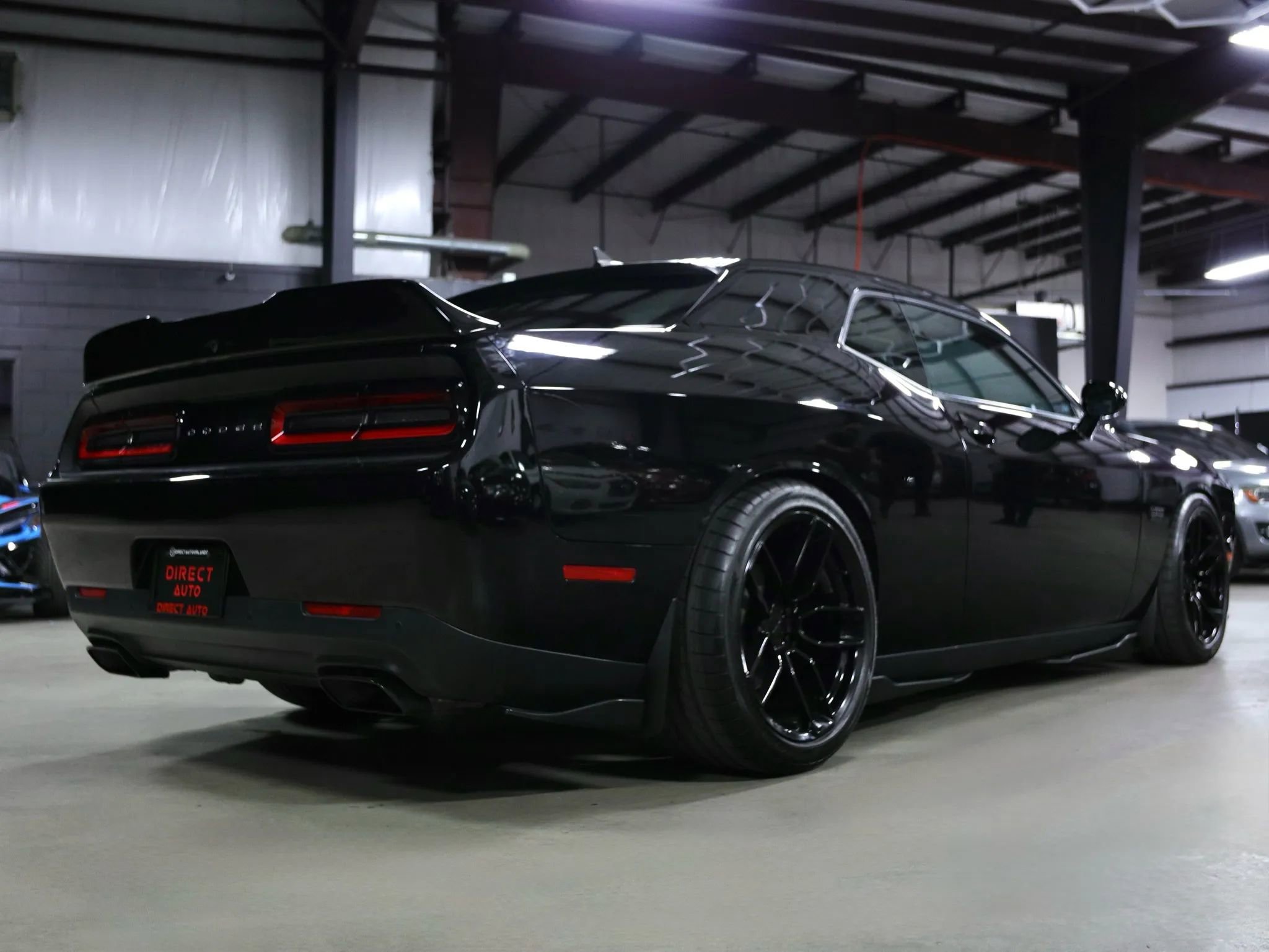 Used 2016 Dodge Challenger R/T image 15