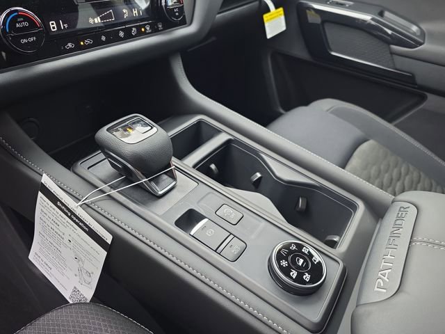 New 2025 Nissan Pathfinder S image 26