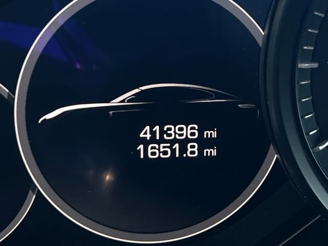 Used 2019 Porsche Panamera 4 AWD/4WD image 22